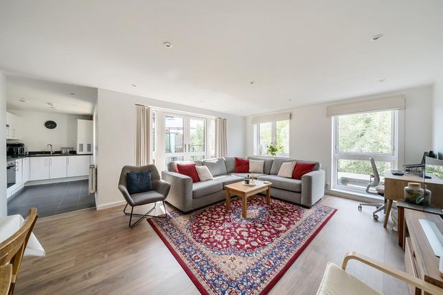 Flat for sale in High Wycombe, Buckinghamshire