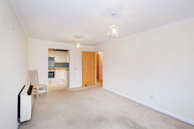Property for sale in Cambridge Park, London