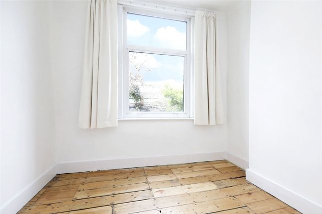 Flat for sale in Paget Street, London