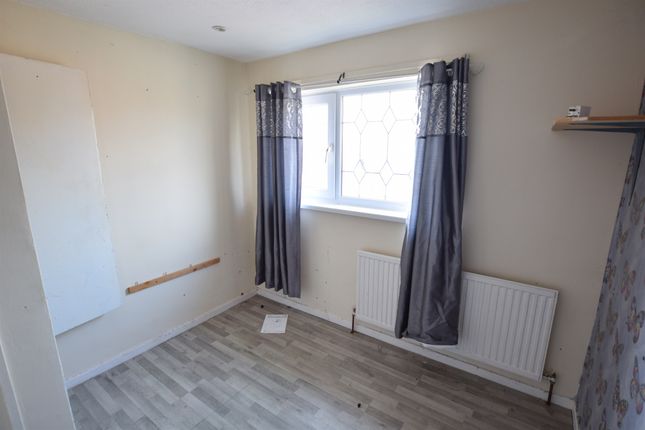 Semi-detached house for sale in Farm View, Pengam, Blackwood