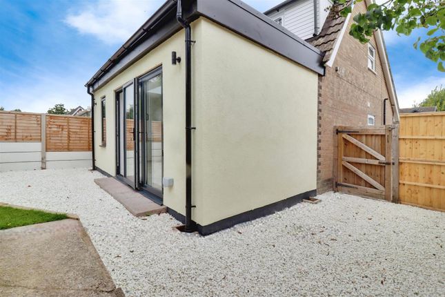 5, Woodside Drive, Sandbach photo 4