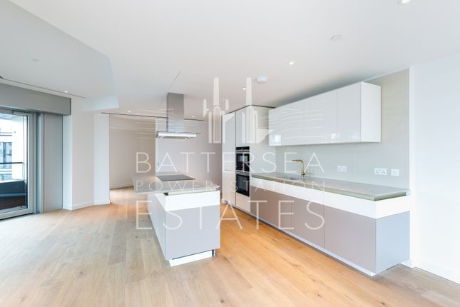 3A.13.03, Battersea, London photo 3