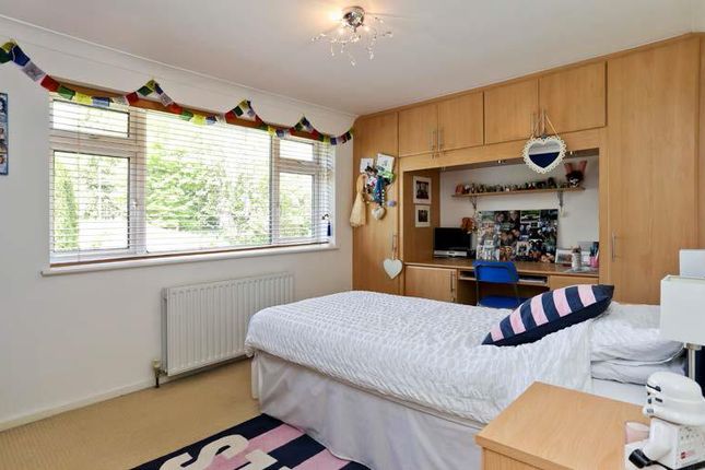 Bedroom-2.Jpg