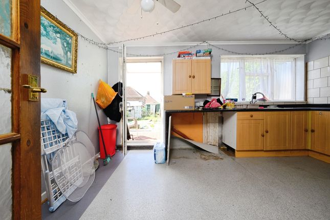 42, Mablethorpe Road, Portsmouth photo 4