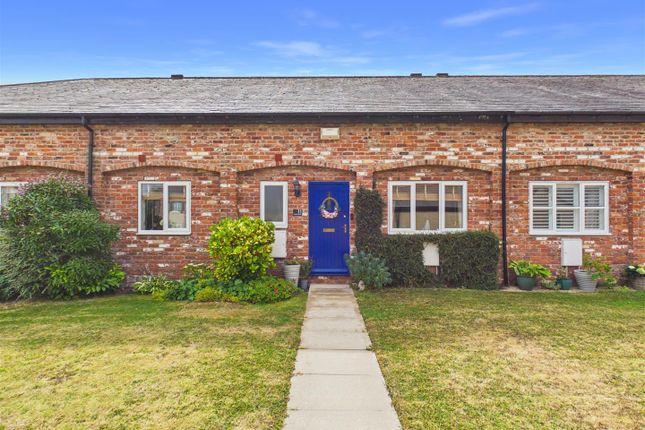 2-bed house on 11, Easenby Close, Swanland, £255,000