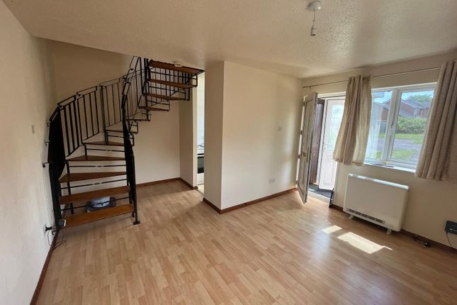 36 Eastfield Road, Leicester photo 2