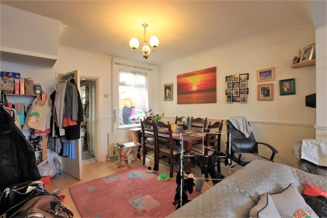 Terraced house for sale in Cambridge Road, Hounslow