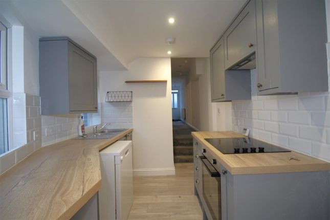 2, Morrison Road, Folkestone photo 4