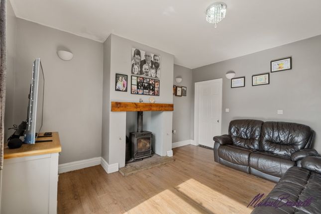10, South View, Bradford photo 3
