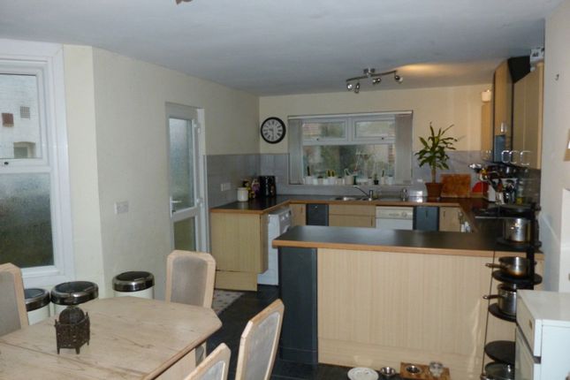 16 Walmsley Road, Broadstairs photo 4