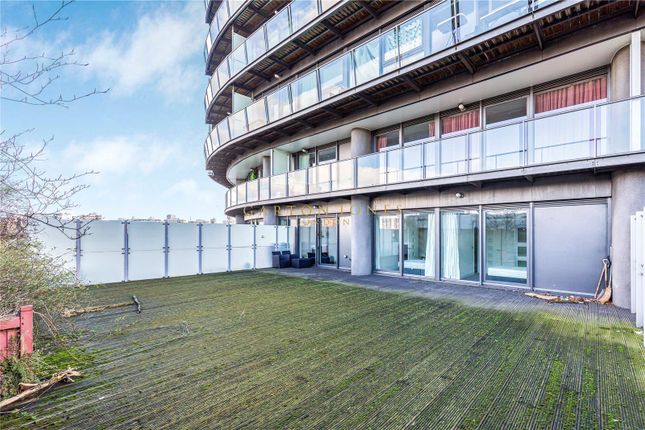 Flat for sale in Centurion Building, 376 Queenstown Road, London