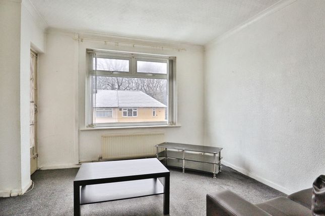 26a, Iveson Drive, Leeds photo 3
