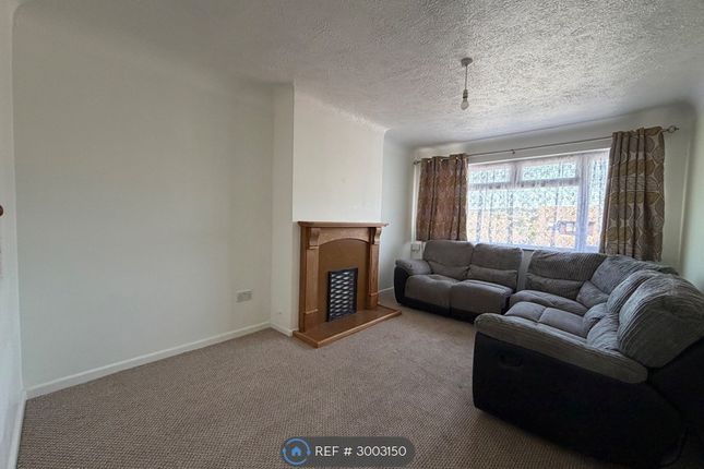 B White Hart Lane, Fareham photo 3