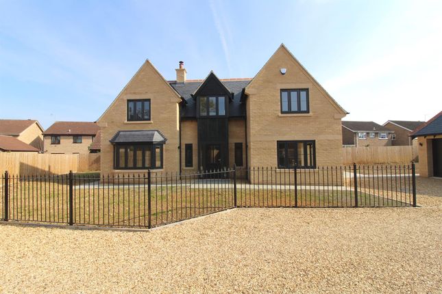 Homes For Sale In Cherrytree Grove Dogsthorpe Peterborough Pe1