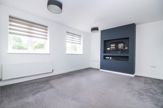 33, Trevelyan Close, Newcastle Upon Tyne photo 2
