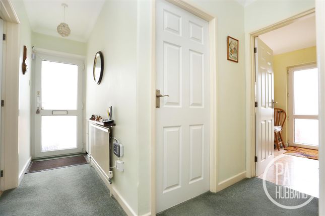 23, Loxley Road, Oulton Broad photo 4