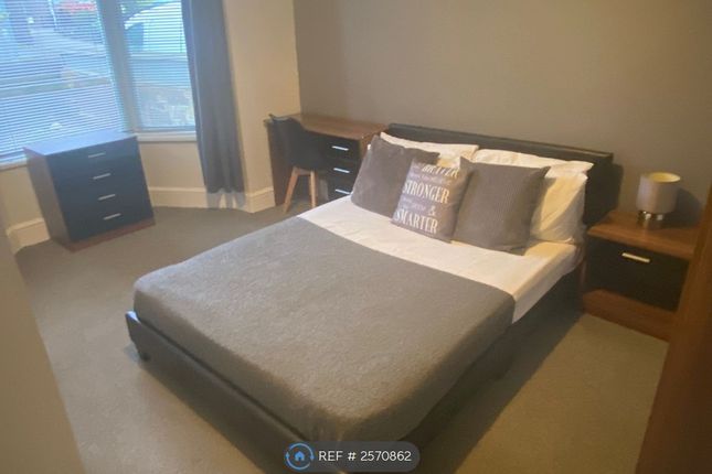Room 1 Double En-Suite Room- Available