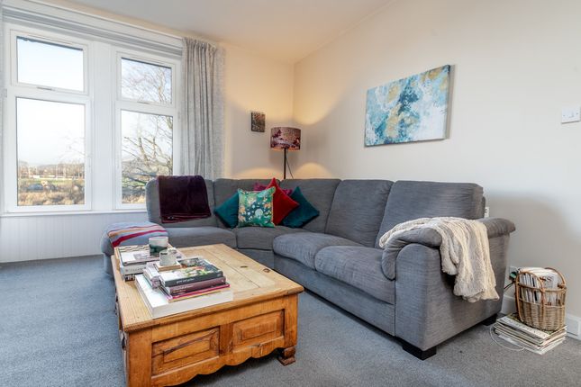 2, Dean Crescent, Stirling photo 4