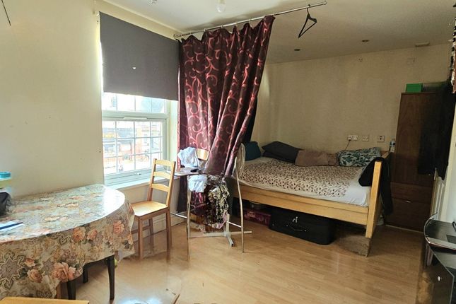 82, South Road, Southall photo 5