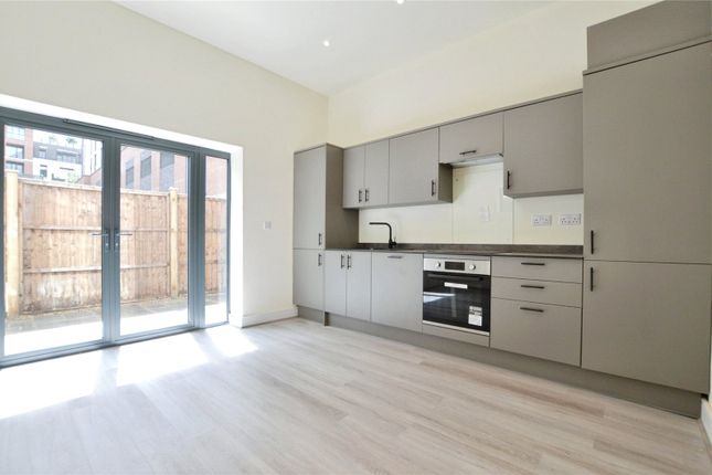 Flat 1,, Magnolia House, West Byfleet photo 3