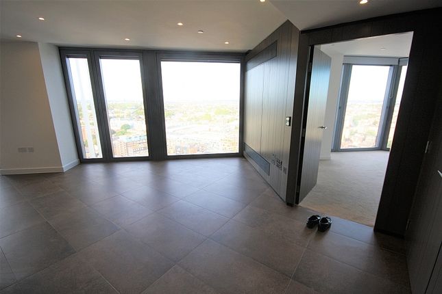 111, Chronicle Tower 261 City Road photo 3