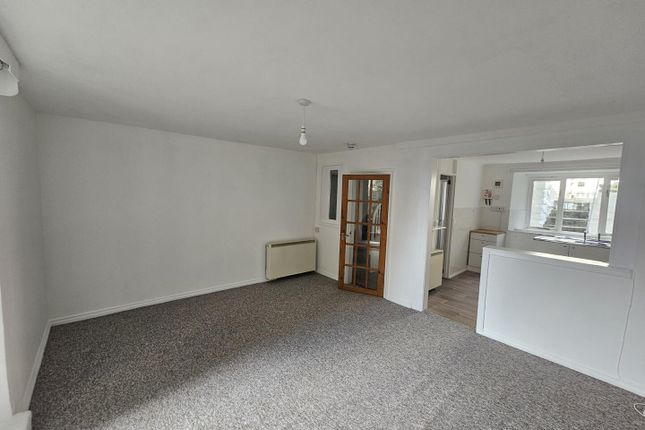 19b, Regent Terrace, Penzance photo 2