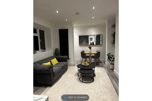 A Brancaster Road, London photo 4