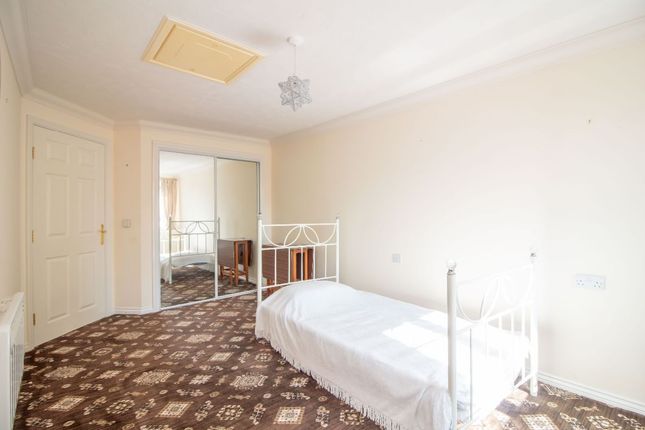 Flat for sale in Nightingale Lodge, Padnell Road, Cowplain