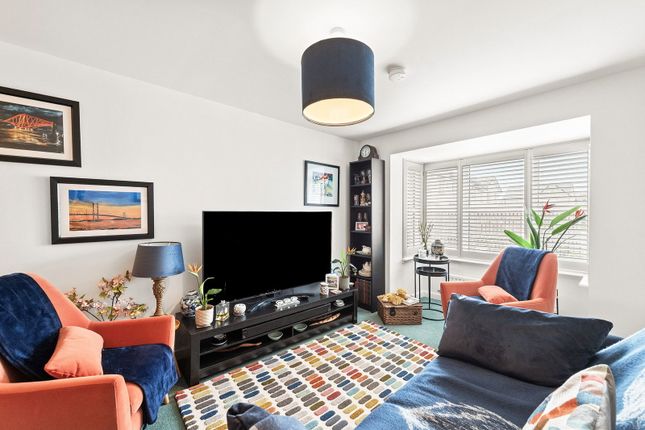 50, Kenny Drive, Maddiston photo 4