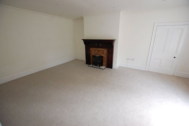 1B, South View, 93, Crescent Road, Greater Manchester photo 2