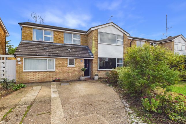 4-bed detached on Dryden Crescent, Stevenage, £625,000