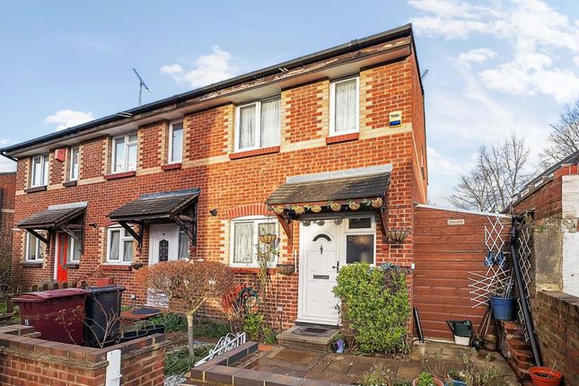 End terrace house for sale in Central Reading / Hospital Area, Berkshire
