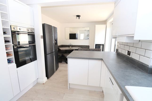 51, Birchett Road, Farnborough photo 4