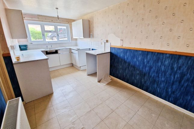 20, Solent Gardens, Isle of Wight photo 3