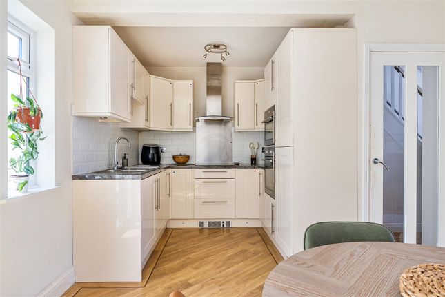 46, Birch Tree Way, Maidstone photo 4