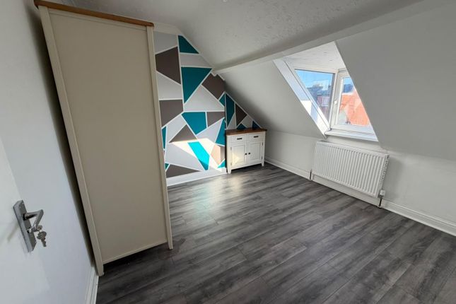 St Georges Avenue, Bridlington photo 5