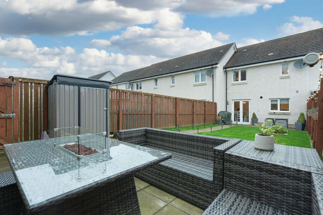 112, Hilton Road, Cowdenbeath photo 4