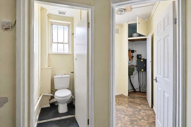 First Floor And Upper, Jackson Chambers, Clacton on Sea photo 5