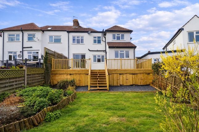 19, Hawthorn Drive, West Wickham photo 2