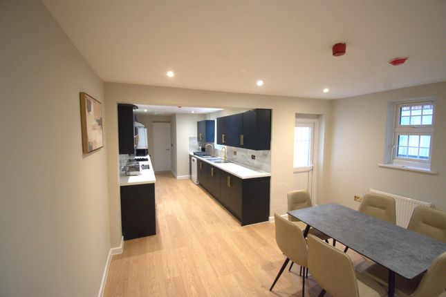 Room 6, 40 Priory Road, Dartford photo 4