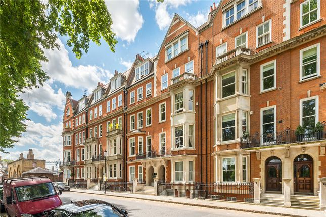 Flat for sale in Conway House, 5-6 Ormonde Gate, Chelsea, London