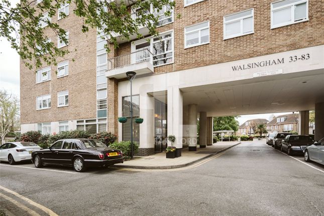 Flat for sale in Walsingam, Queensmead, St. John's Wood Park, London