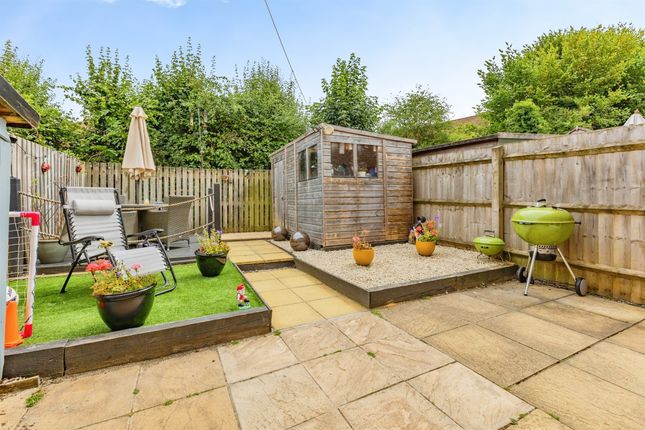 36, Foxglove Close, Newton Abbot photo 2