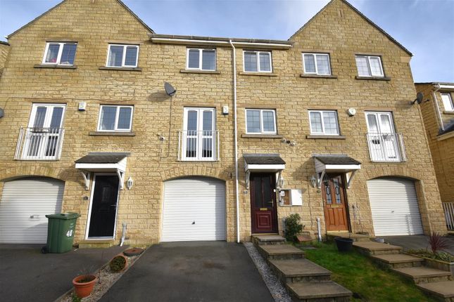 Thumbnail Town house for sale in Prospect Road, Longwood, Huddersfield
