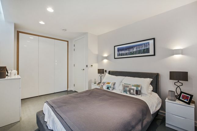 Flat for sale in Monohaus, London