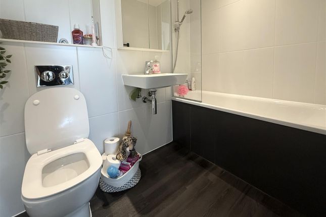 Bath.Jpg