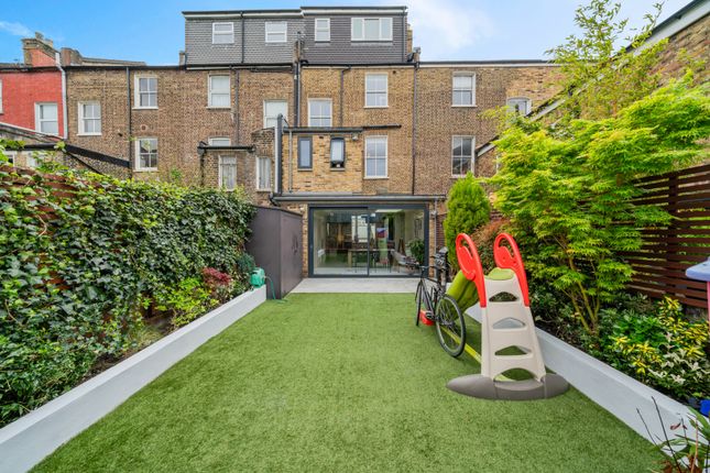 Terraced house for sale in Plimsoll Road, London