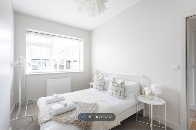 Southmead Road, WestburyOnTrym, Bristol photo 2