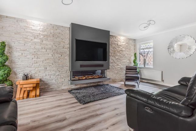 5, Guildford Drive, Chandlers Ford photo 2