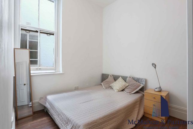 Flat to rent in Boltons Court, 216 Old Brompton Road, London